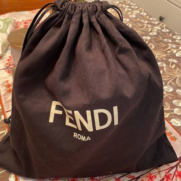 Fendi - Karligraphy Crossbody - Picture 6 of 7